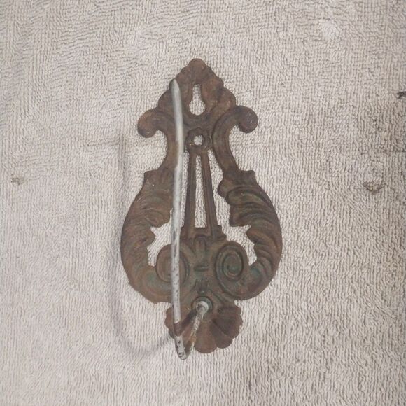 Vintage Cast Iron Receipt Bill Key Invoice Holder Spike Hook Wall Hanging - Picture 1 of 2